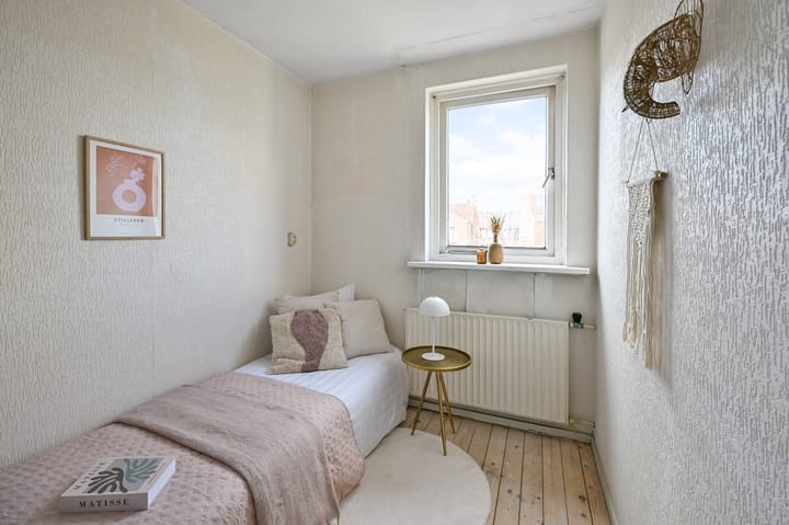 Photo 17 of Prins Bernhardstraat 34