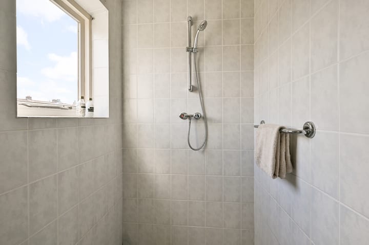 Photo 23 of Prins Bernhardstraat 34