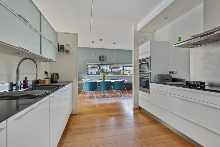 Photo 16 of Sternstraat 4-A