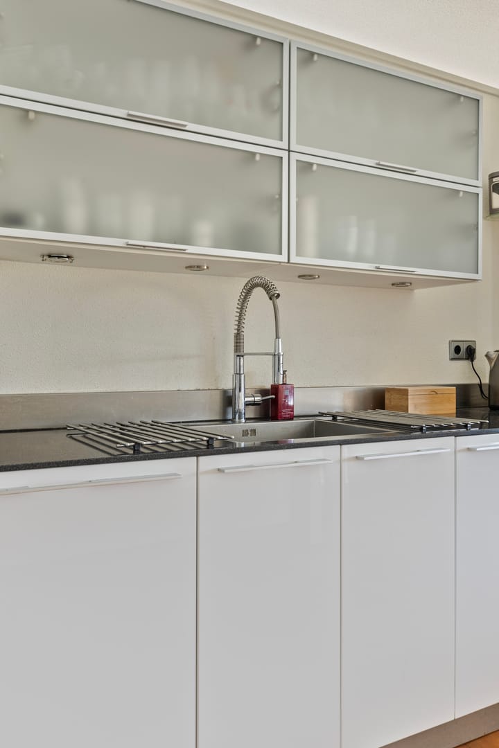 Photo 18 of Sternstraat 4-A