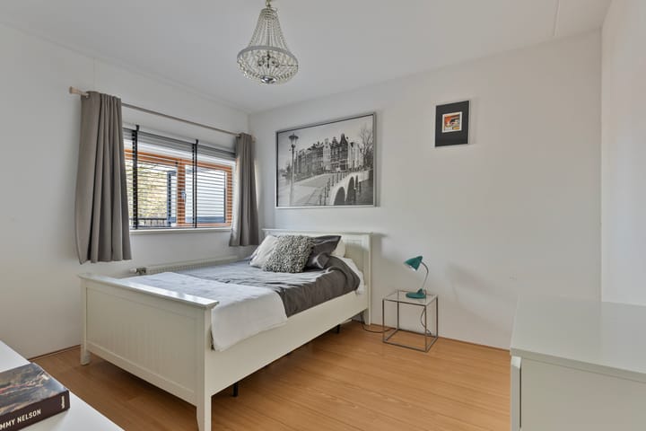 Photo 22 of Sternstraat 4-A