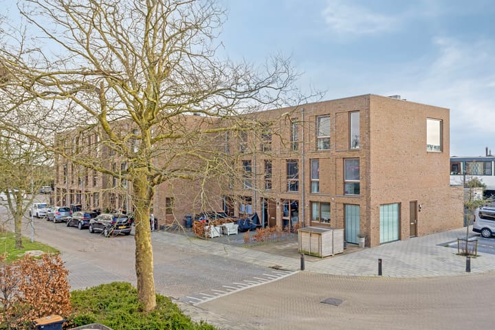 Photo 35 of Sternstraat 4-A