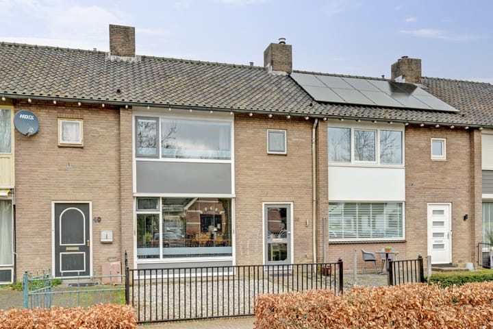 Foto 1 van Valburgseweg 38