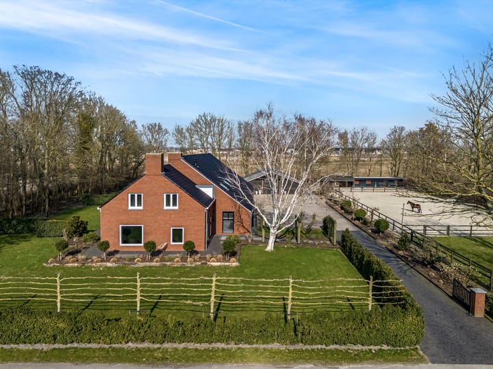 Photo 1 of Domineesweg 24