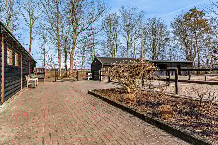 Photo 76 of Domineesweg 24