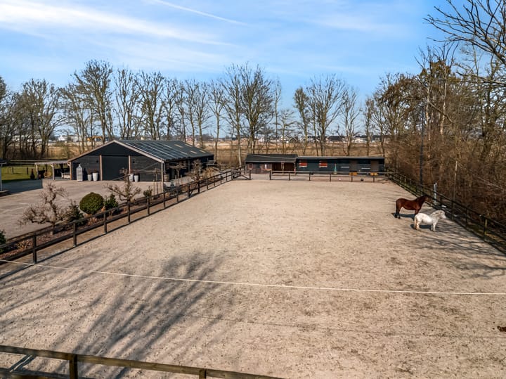 Photo 77 of Domineesweg 24