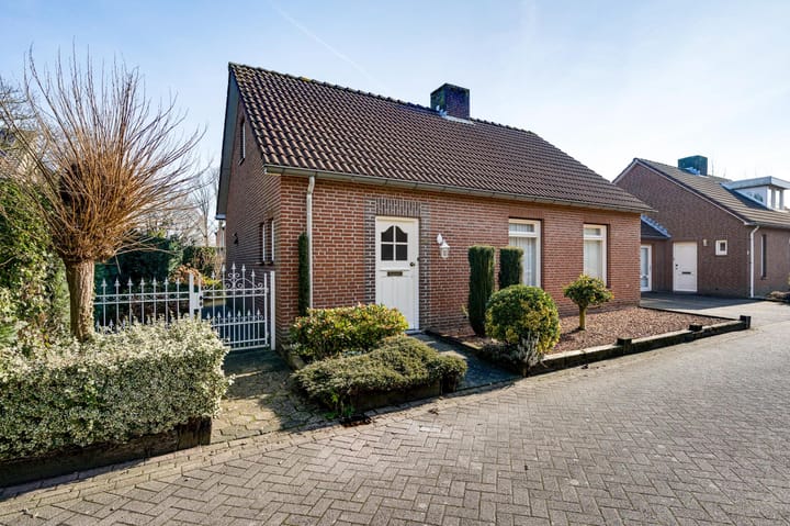 Foto 2 van Pastoor Ruttenhofje 8