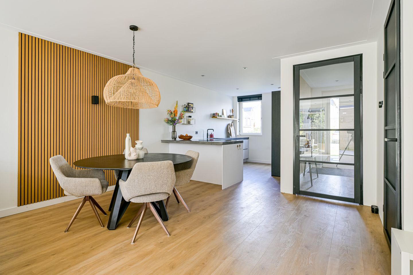 Photo 10 of Zeewolf 3