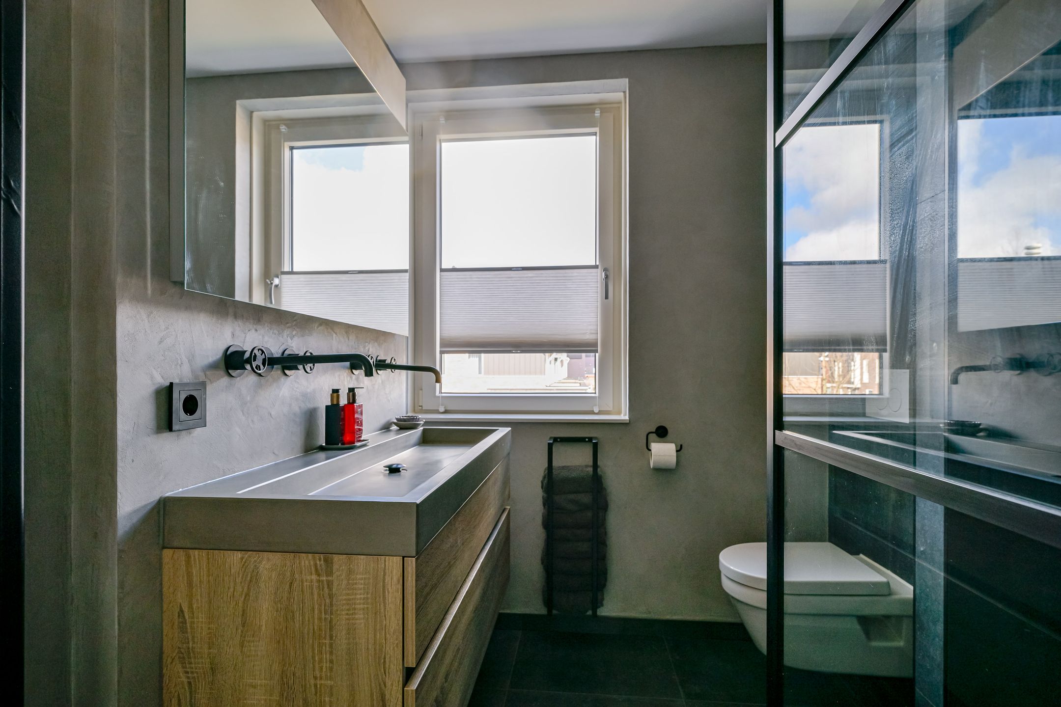 Photo 27 of Zeewolf 3