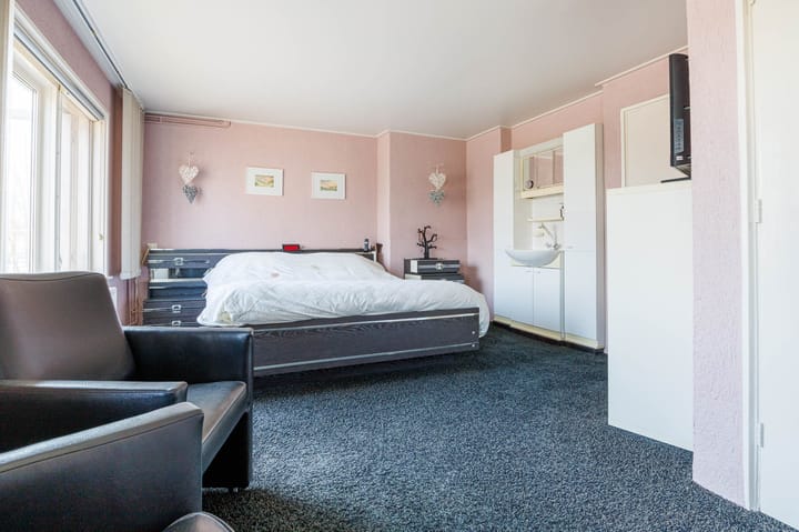 Foto 30 van Kanaalweg 8