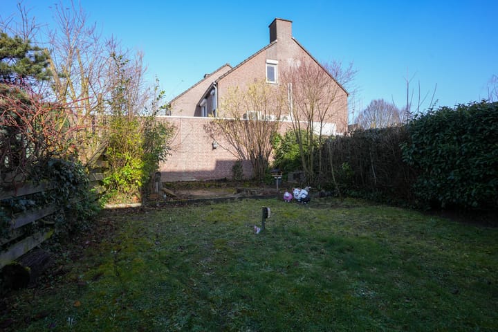 Foto 27 van Rosaliestraat 21