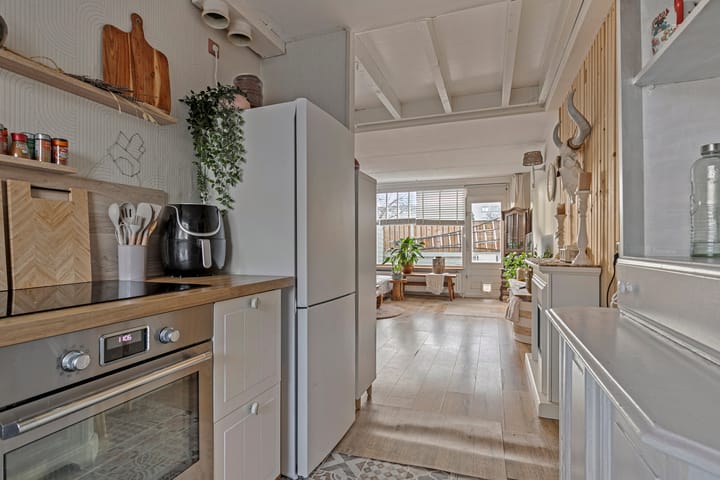 Foto 3 van Contrabasweg 111