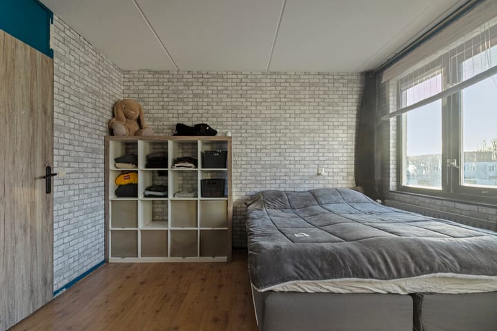 Foto 11 van Contrabasweg 111