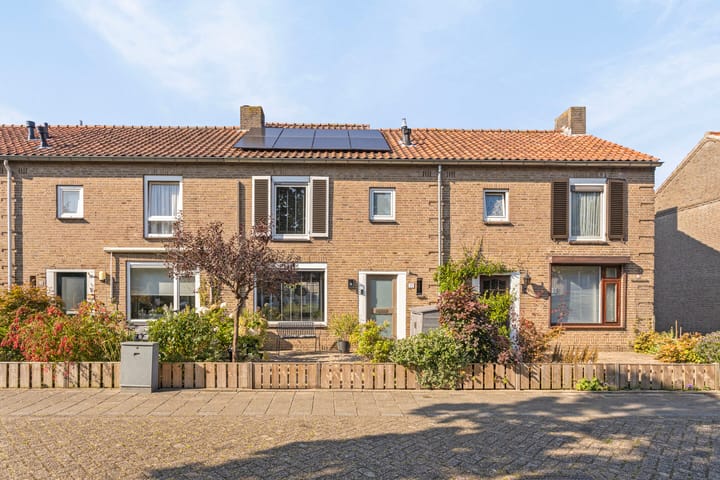 Photo 1 of Gijsbertus Voetiusstraat 11