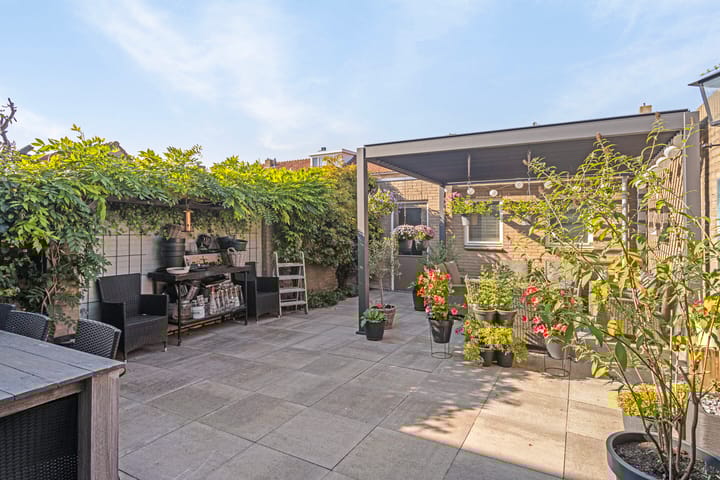 Photo 4 of Gijsbertus Voetiusstraat 11