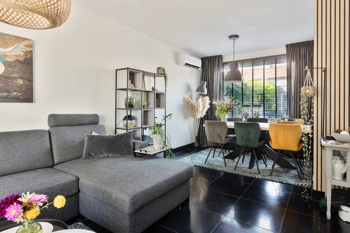 Photo 7 of Gijsbertus Voetiusstraat 11