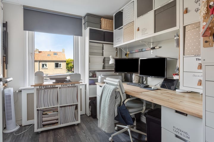 Photo 17 of Gijsbertus Voetiusstraat 11