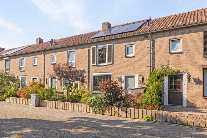 Photo 24 of Gijsbertus Voetiusstraat 11