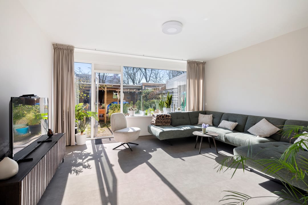 Foto 2 van Lodeizengaarde 23