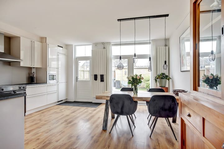 Foto 11 van Leeuweriklaan 12