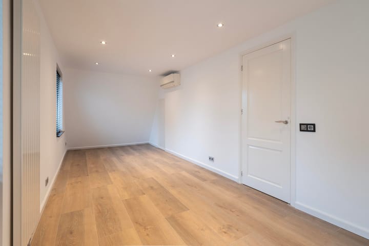 Photo 27 of Slinge 62