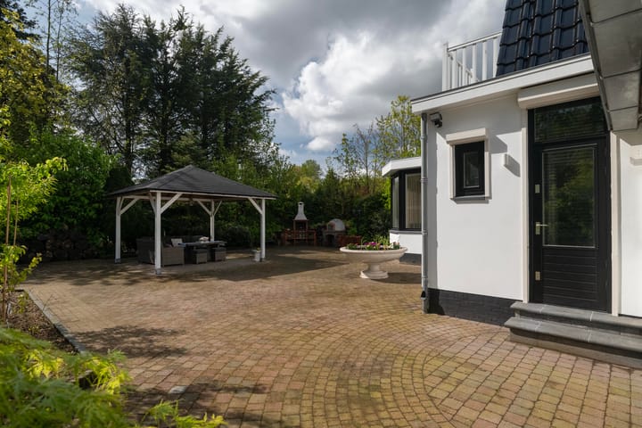 Photo 51 of Slinge 62