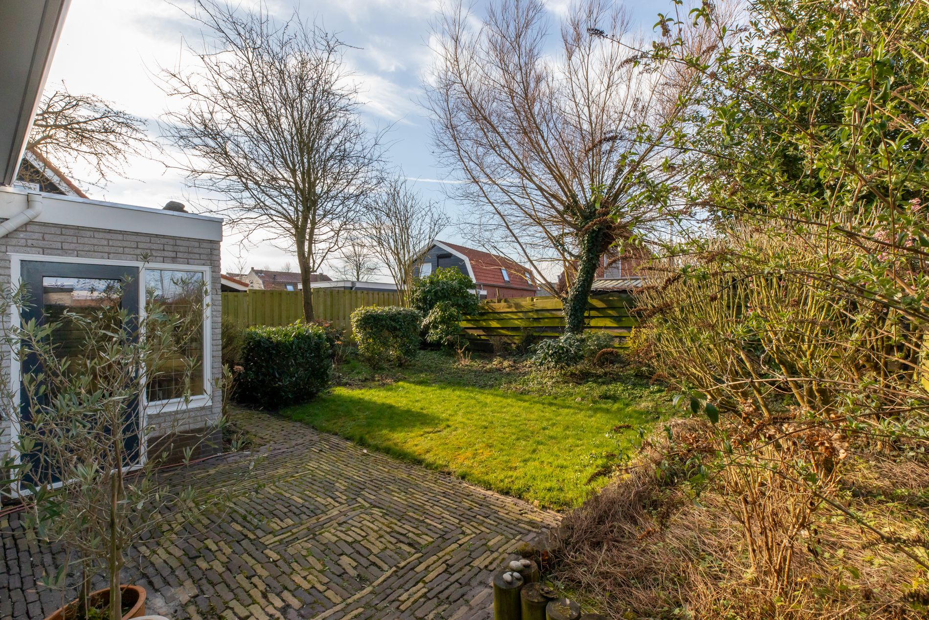 Photo 3 of Bisschopstraat 43