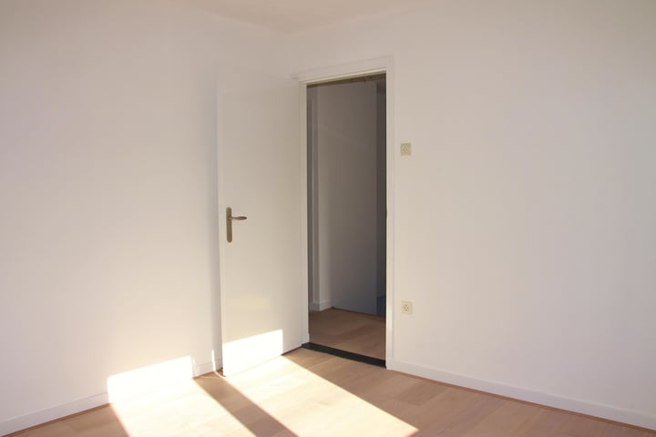 Foto 19 van Mgr. Claessensstraat 10