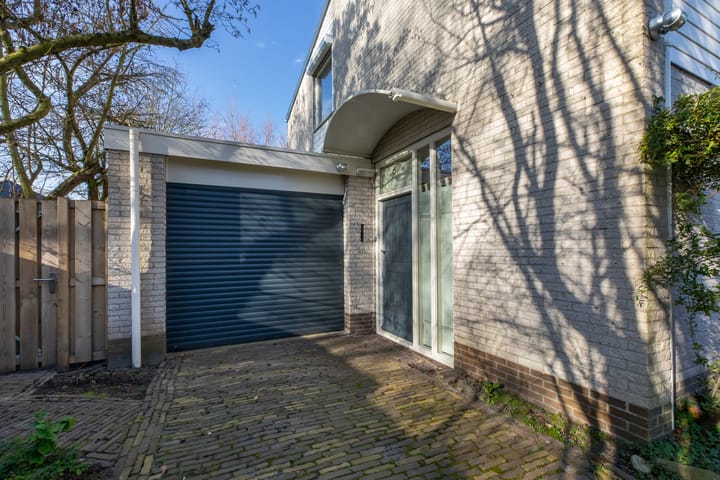 Foto 31 van Bisschopstraat 43