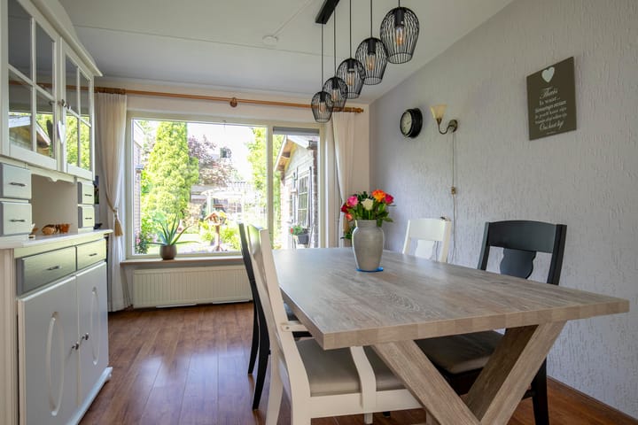 Foto 17 van J. van Raesfeldstraat 5