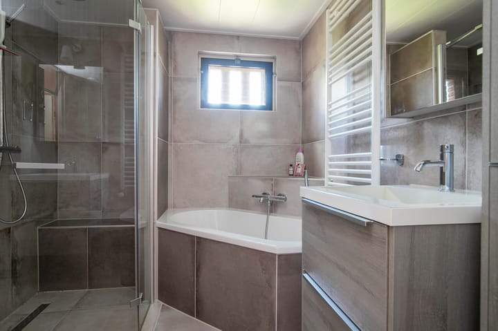 Foto 37 van J. van Raesfeldstraat 5