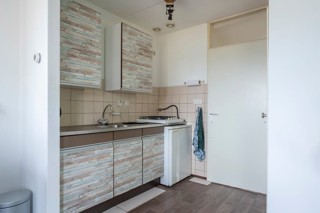 Photo 7 of Benzenraderweg 223