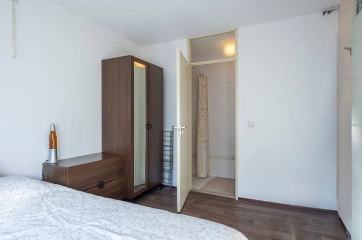 Photo 9 of Benzenraderweg 223