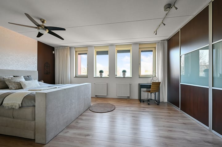 Foto 17 van J M van der Meystraat 19