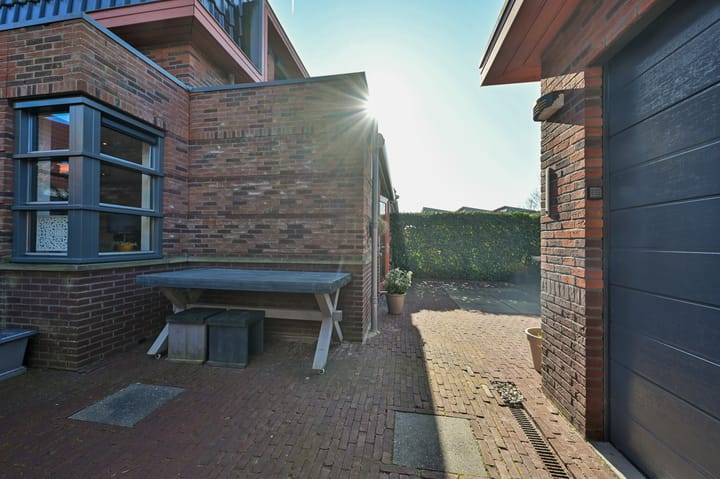 Foto 43 van J M van der Meystraat 19