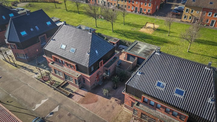 Foto 48 van J M van der Meystraat 19