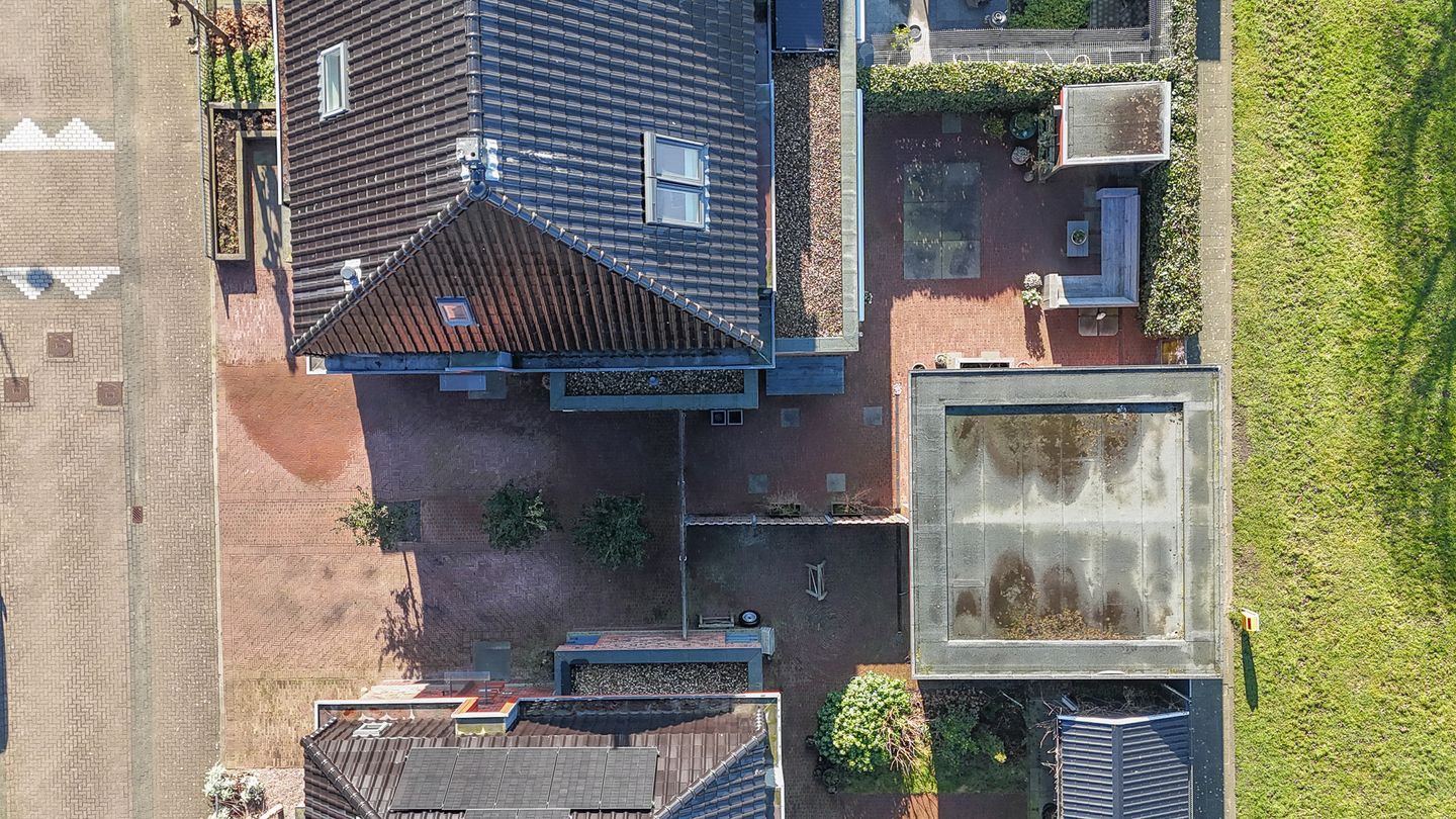 Photo 49 of J M van der Meystraat 19