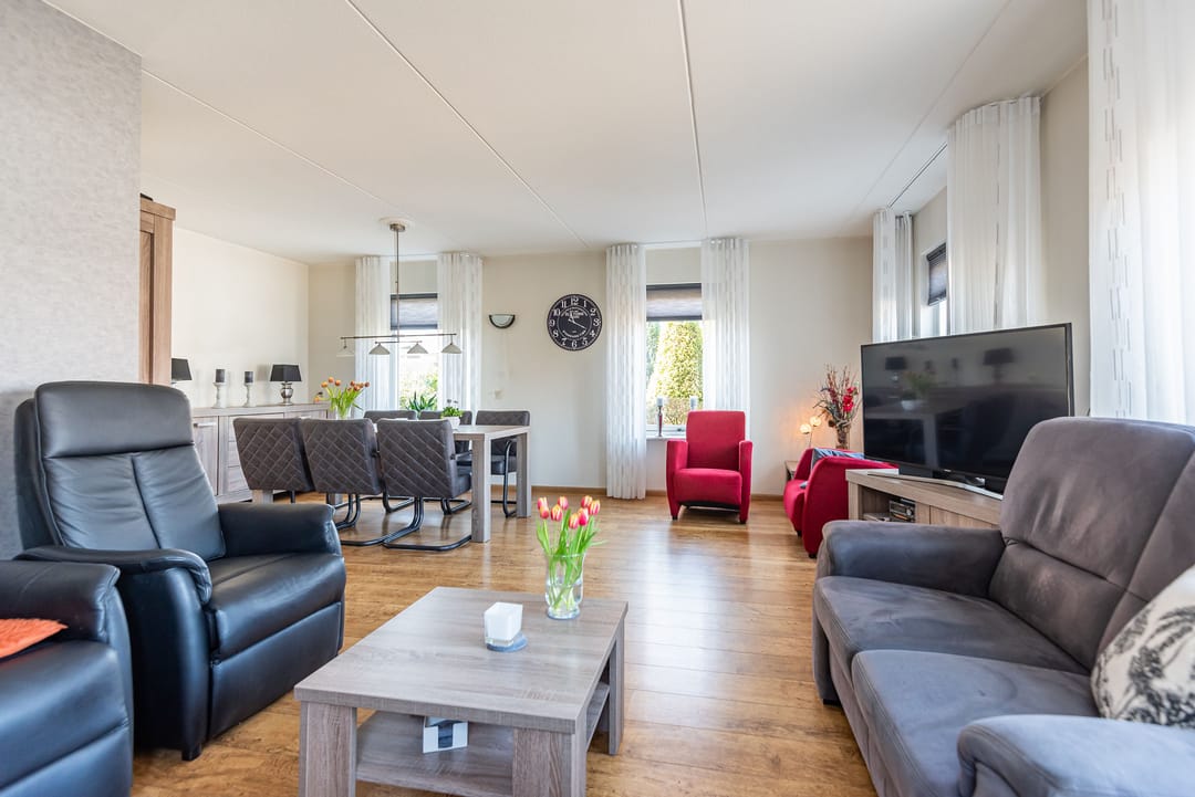 Photo 11 of Buizerdweg 17