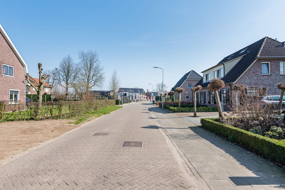 Photo 41 of Buizerdweg 17