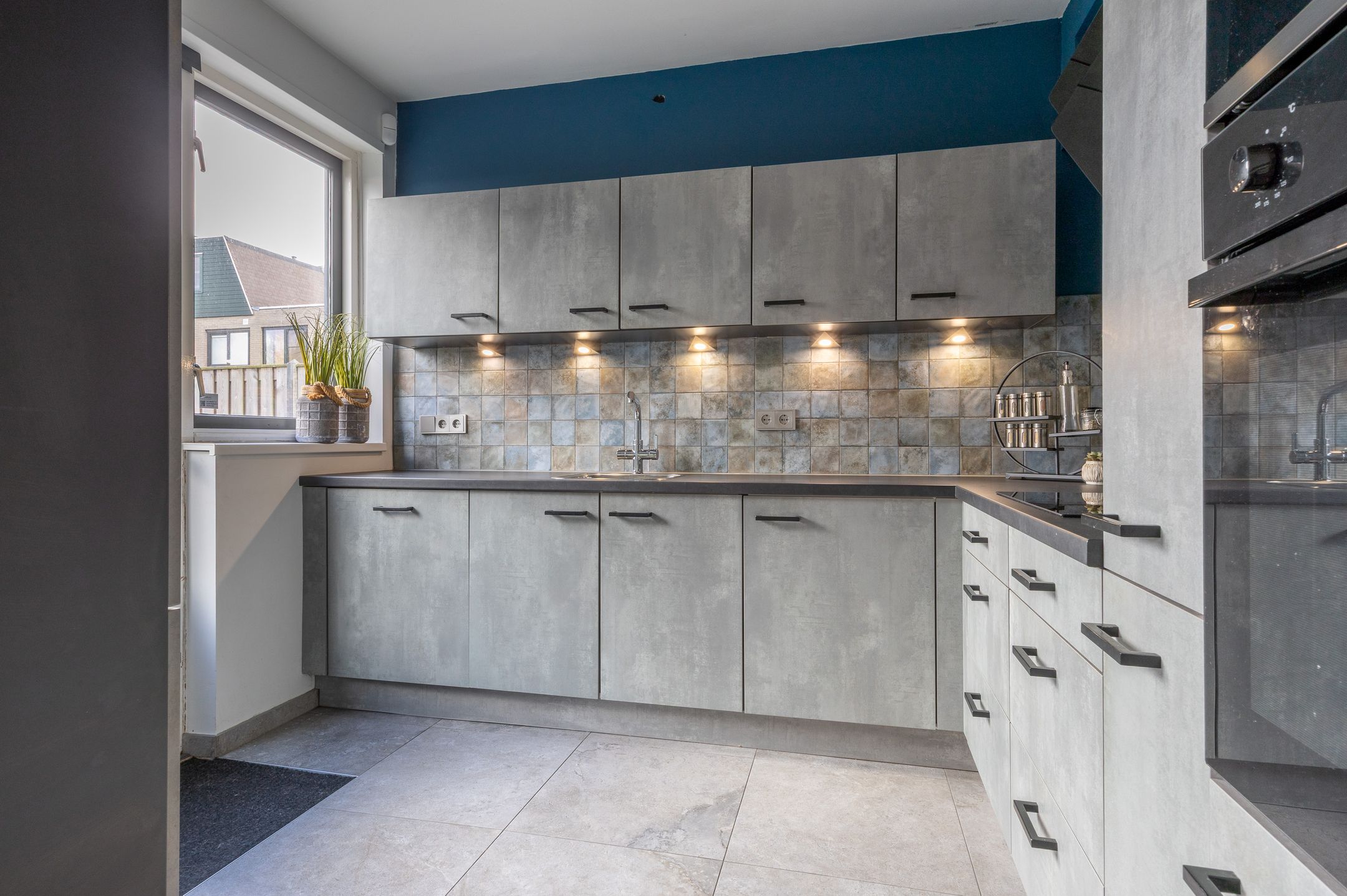 Foto 3 van Van den Berghlaan 517