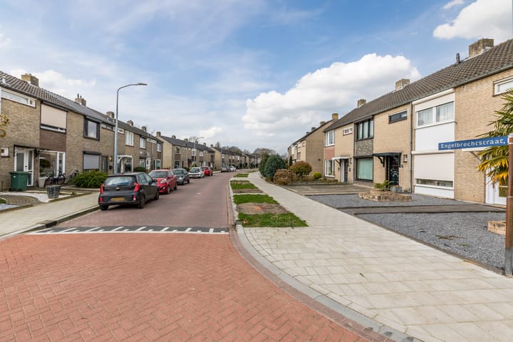 Foto 40 van Engelbrechtstraat 29