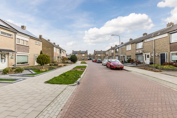 Foto 41 van Engelbrechtstraat 29