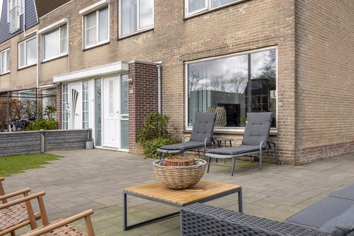 Foto 10 van Van den Berghlaan 517