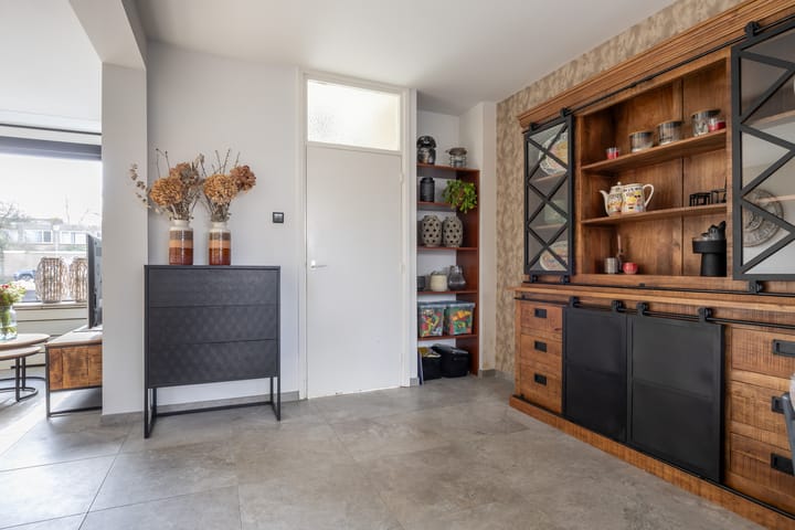 Foto 15 van Van den Berghlaan 517