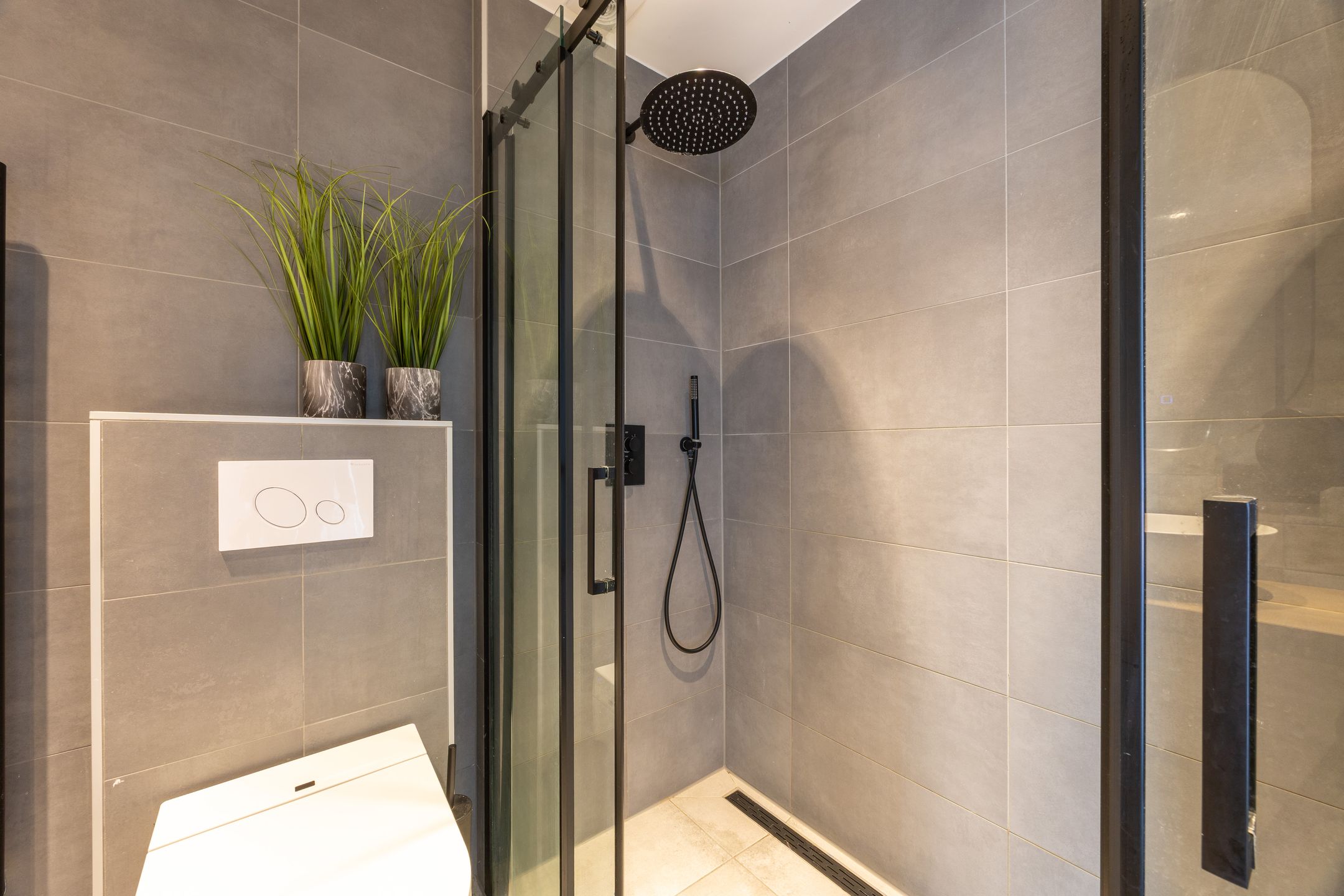 Foto 27 van Van den Berghlaan 517