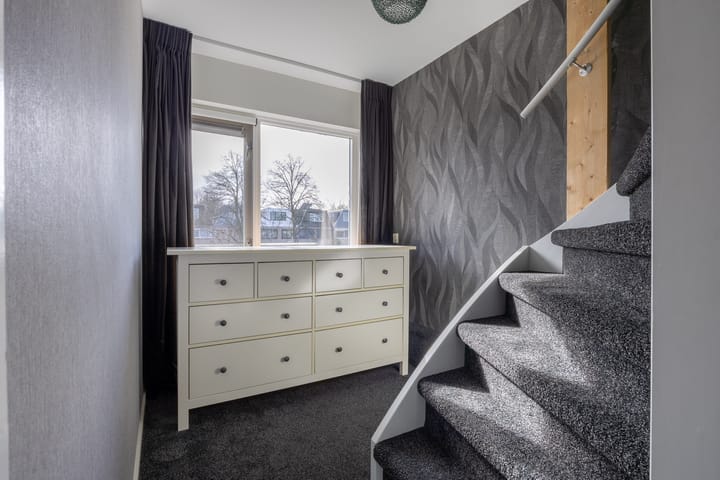 Foto 29 van Van den Berghlaan 517