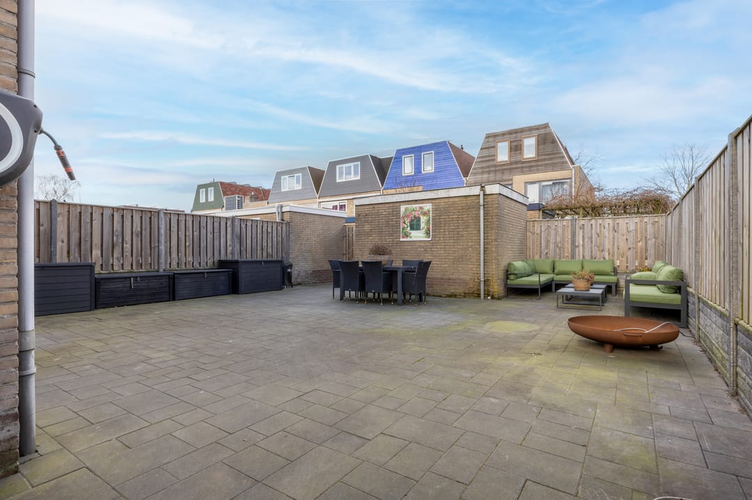 Foto 38 van Van den Berghlaan 517