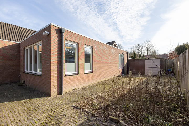 Foto 9 van Lossersestraat 8