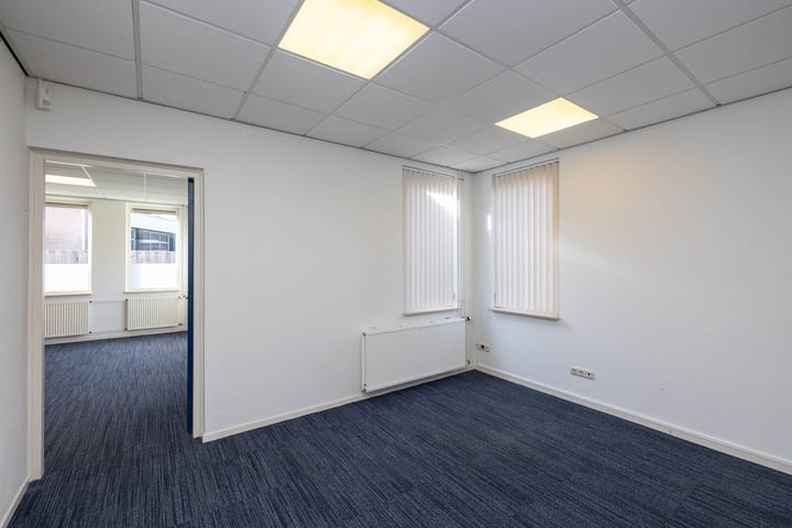 Foto 19 van Lossersestraat 8