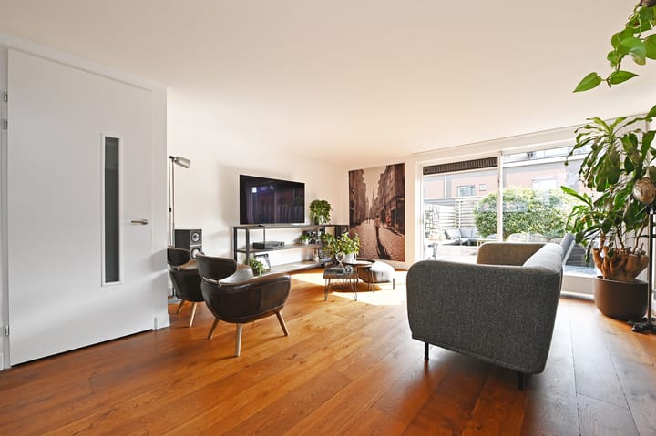 Photo 2 of Knopenmakerstraat 16